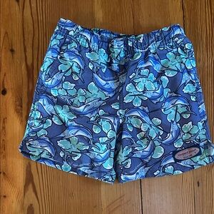 Vineyard Vines Blue and Green Fish Pattern Swim Shorts Boys size 5
